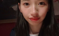 戴牙套喝酒的小姐姐是谁,揭秘网络红人的魅力瞬间